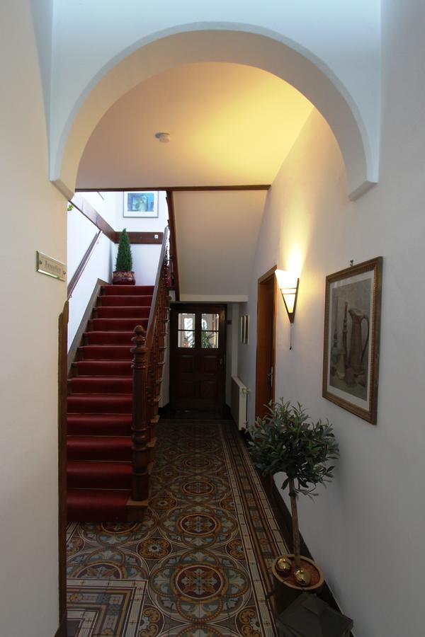 Landgasthaus Am Ufer Трабен-Трарбах Екстериор снимка